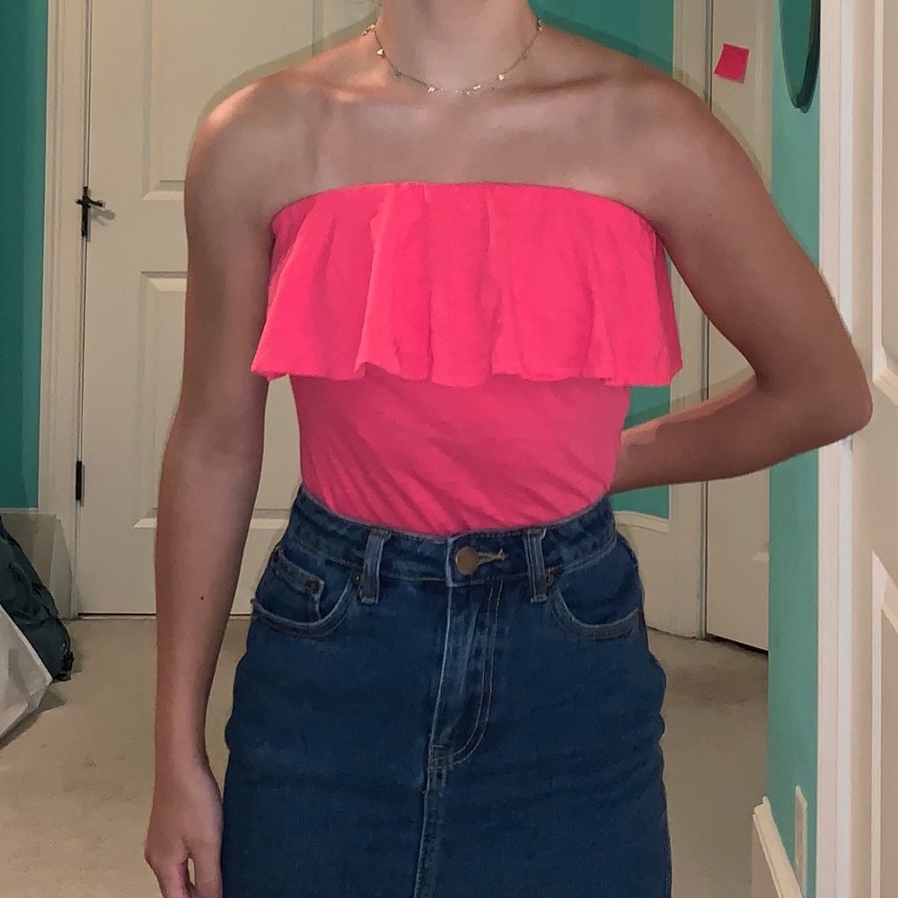 Wiley Ruffle Tube Top